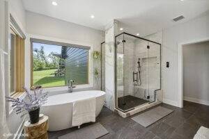 Soaking tub, tile shower