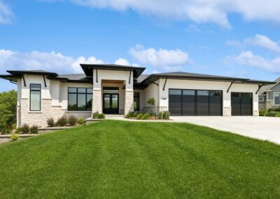 Exquisite Walk Out Ranch